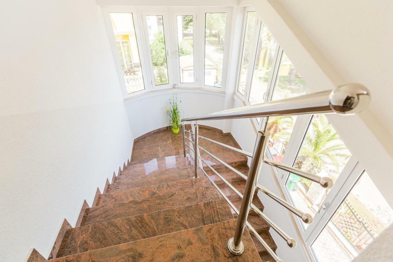 Apartment Mery プーラ エクステリア 写真